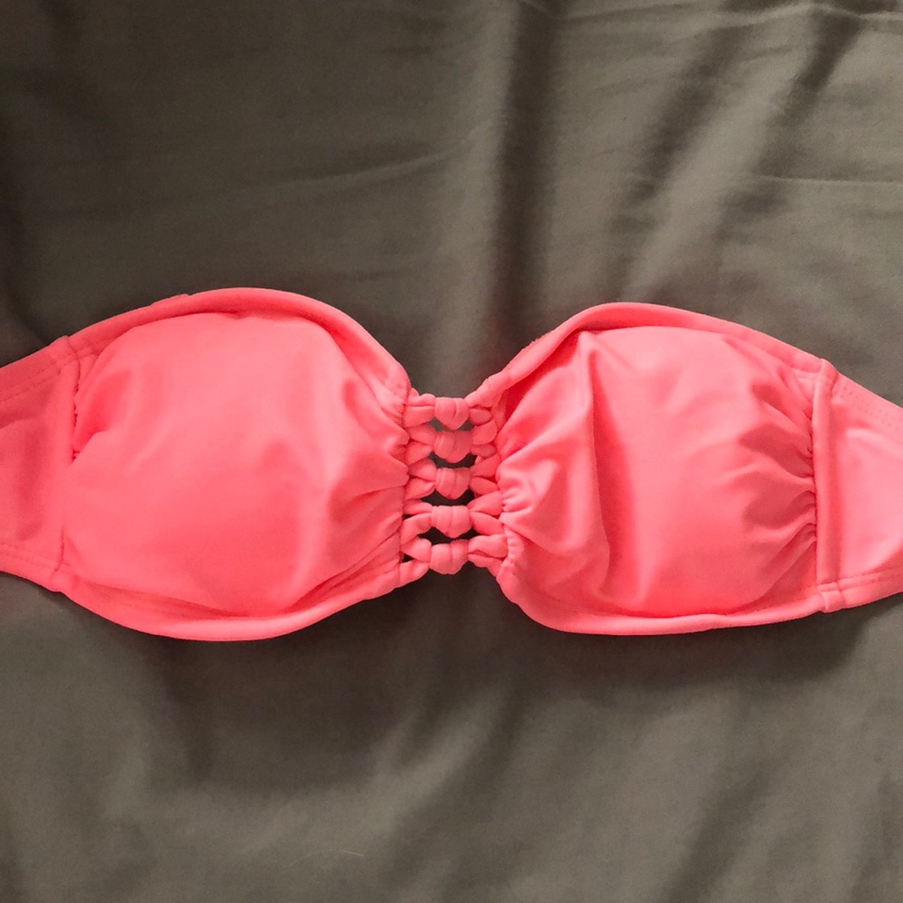 Strapless bikini top ✨